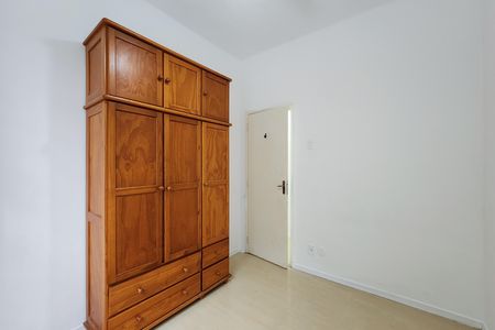 Apartamento para alugar com 74m², 3 quartos e sem vagaQuarto 2
