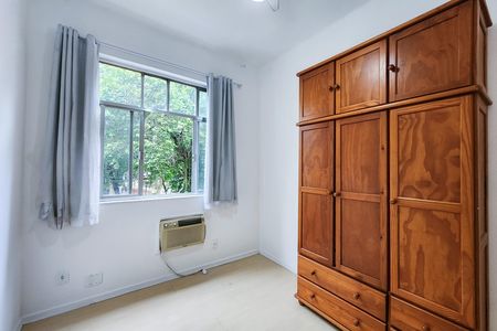Apartamento para alugar com 74m², 3 quartos e sem vagaQuarto 2