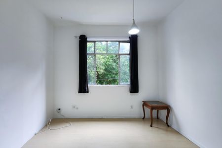 Apartamento para alugar com 74m², 3 quartos e sem vagaSala 