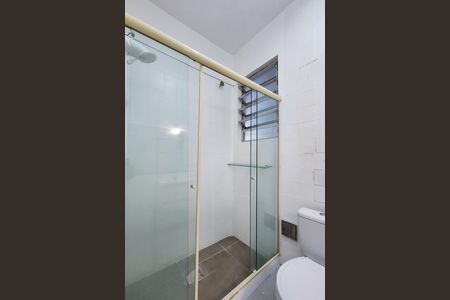 Apartamento para alugar com 74m², 3 quartos e sem vagaBanheiro 