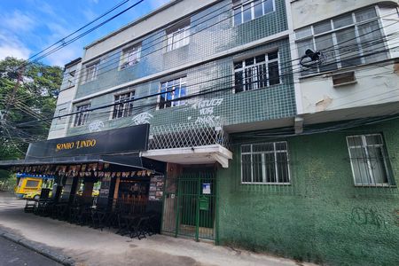 Apartamento para alugar com 74m², 3 quartos e sem vagaFachada 