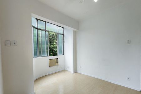 Apartamento para alugar com 74m², 3 quartos e sem vagaQuarto 3