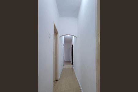Apartamento para alugar com 74m², 3 quartos e sem vagaCorredor 