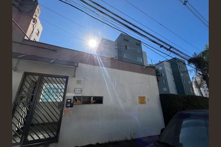 Fachada e portaria de apartamento para alugar com 2 quartos, 56m² em Parque Reboucas, São Paulo