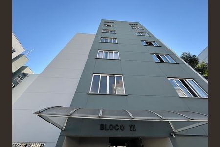 Fachada do bloco de apartamento para alugar com 2 quartos, 56m² em Parque Reboucas, São Paulo