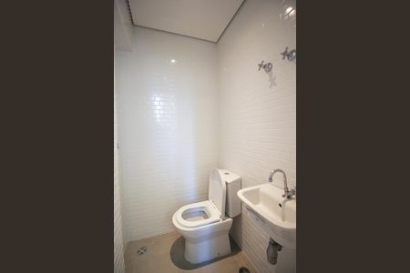 Apartamento para alugar com 148m², 3 quartos e 1 vaga Apartamento para alugar com 148m², 3 quartos e 1 vagaBanheiro de serviço