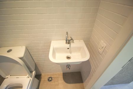 Apartamento para alugar com 148m², 3 quartos e 1 vaga Apartamento para alugar com 148m², 3 quartos e 1 vagaBanheiro de serviço