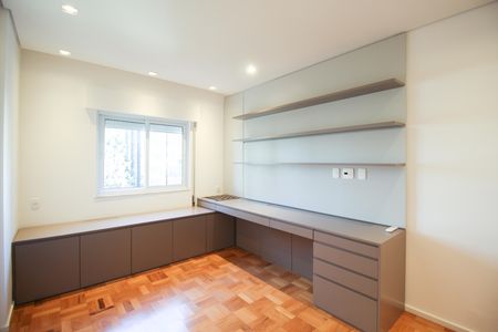 Apartamento para alugar com 148m², 3 quartos e 1 vaga Apartamento para alugar com 148m², 3 quartos e 1 vagaQuarto 1