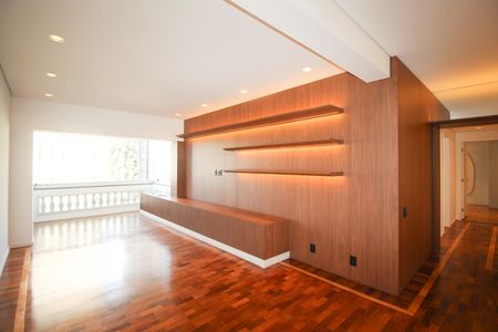 Apartamento para alugar com 3 quartos, 148m² em Itaim Bibi, São Paulo