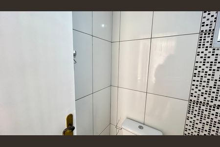 Banheiro de apartamento para alugar com 2 quartos, 48m² em Cidade Nova Bonsucesso, Guarulhos