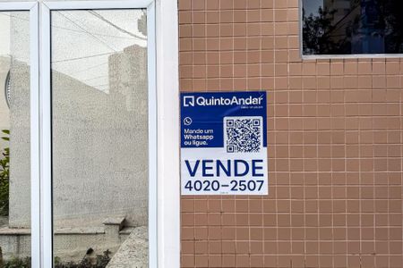 Placa de apartamento à venda com 2 quartos, 75m² em Vila Bertioga, São Paulo