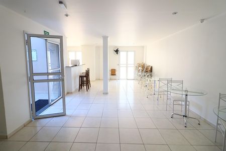 Apartamento para alugar com 49m², 2 quartos e 1 vagaÁrea comum - Salão de festas