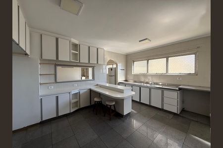 Apartamento à venda com 492m², 4 quartos e 2 vagas