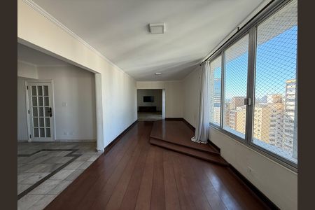 Apartamento à venda com 492m², 4 quartos e 2 vagas