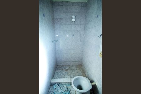 Banheiro  de casa para alugar com 1 quarto, 70m² em Rocha Miranda, Rio de Janeiro
