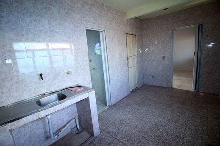 Cozinha de casa para alugar com 1 quarto, 70m² em Rocha Miranda, Rio de Janeiro