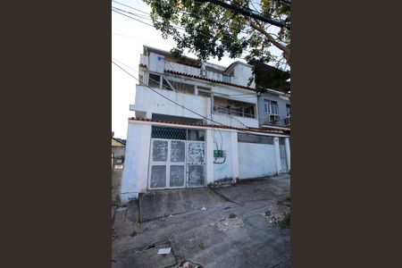 Fachada da casa de casa para alugar com 1 quarto, 70m² em Rocha Miranda, Rio de Janeiro