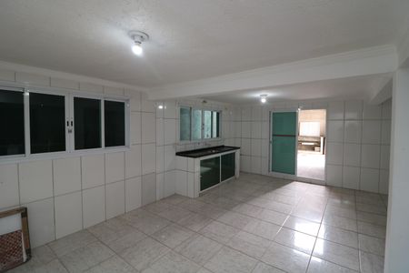 Cozinha de casa para alugar com 2 quartos, 100m² em Parque Sao Rafael, São Paulo