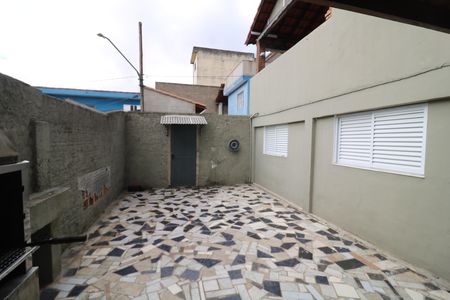 Churrasqueira de casa para alugar com 2 quartos, 100m² em Parque Sao Rafael, São Paulo