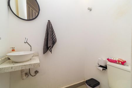 Casa à venda com 4 quartos, 97m² em Jardim Cláudia, São Paulo