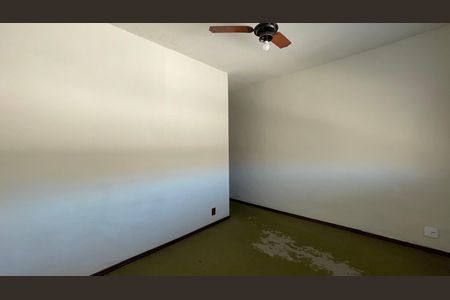 Casa de condomínio para alugar com 96m², 3 quartos e 1 vaga Casa de condomínio para alugar com 96m², 3 quartos e 1 vagaSuíte