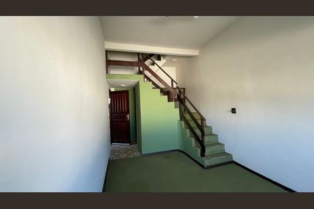 Sala de casa de condomínio à venda com 3 quartos, 96m² em Tauá, Rio de Janeiro