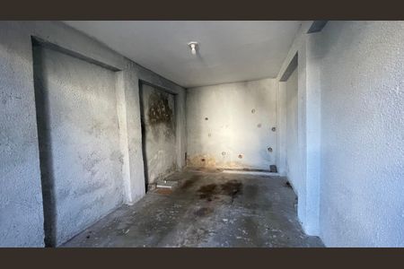 Garagem de casa de condomínio à venda com 3 quartos, 96m² em Tauá, Rio de Janeiro