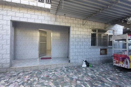 Garagem de casa para alugar com 4 quartos, 268m² em Parque Beira Mar, Duque de Caxias