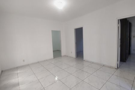 Sala de casa para alugar com 4 quartos, 268m² em Parque Beira Mar, Duque de Caxias
