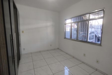 Quarto de casa para alugar com 4 quartos, 268m² em Parque Beira Mar, Duque de Caxias