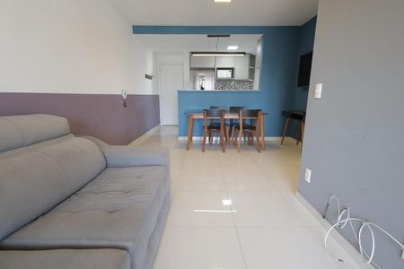 Apartamento para alugar com 3 quartos, 77m² em Vila Scarpelli, Santo André