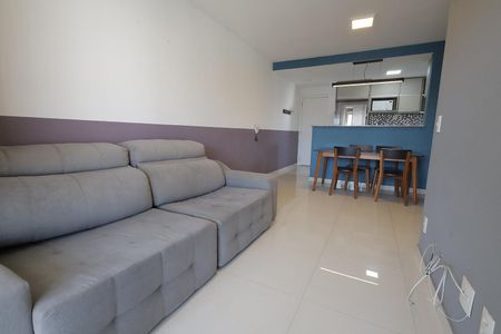 Apartamento para alugar com 77m², 3 quartos e 2 vagas Apartamento para alugar com 77m², 3 quartos e 2 vagasSala