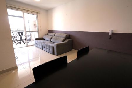 Apartamento para alugar com 77m², 3 quartos e 2 vagas Apartamento para alugar com 77m², 3 quartos e 2 vagasSala