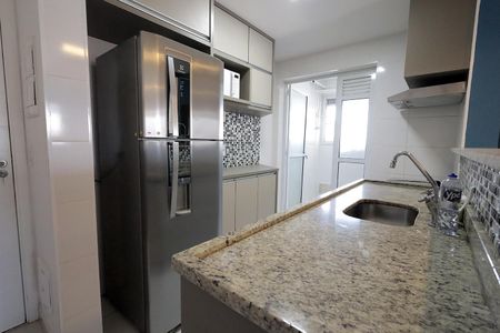 Apartamento para alugar com 77m², 3 quartos e 2 vagas Apartamento para alugar com 77m², 3 quartos e 2 vagasCozinha