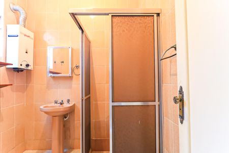 Apartamento à venda com 73m², 2 quartos e sem vaga Apartamento à venda com 73m², 2 quartos e sem vagaBanheiro social