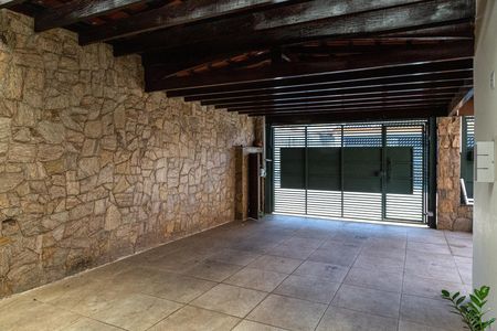 Garagem de casa à venda com 3 quartos, 171m² em Jardim Santa Cecilia, Guarulhos
