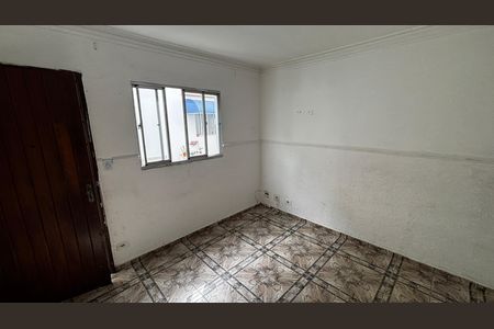 Casa à venda com 45m², 2 quartos e 1 vaga Casa à venda com 45m², 2 quartos e 1 vagaSala