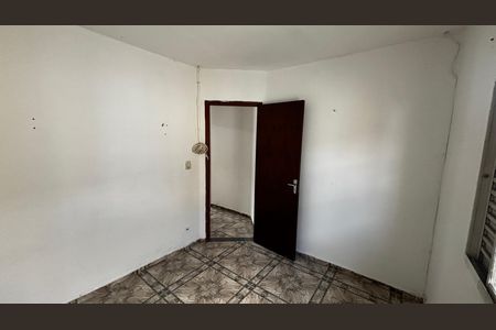 Casa à venda com 45m², 2 quartos e 1 vaga Casa à venda com 45m², 2 quartos e 1 vagaQuarto 2