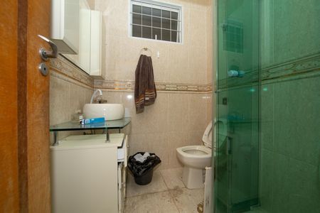 BANHEIRO2 de casa para alugar com 3 quartos, 450m² em Salgado Filho, Belo Horizonte