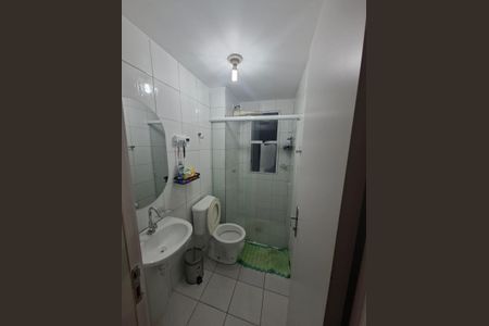 Banheiro de apartamento para alugar com 2 quartos, 48m² em Santa Etelvina, São Paulo