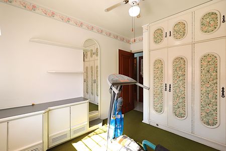 Casa à venda com 2 quartos, 223m² em Jardim Itu, Porto Alegre