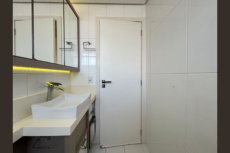 Apartamento para alugar com 106m², 3 quartos e 2 vagas Apartamento para alugar com 106m², 3 quartos e 2 vagasBanheiro