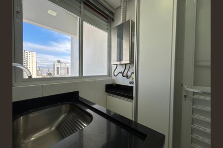 Área de Serviço de apartamento para alugar com 3 quartos, 106m² em Capoeiras, Florianópolis