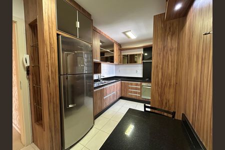 Apartamento para alugar com 106m², 3 quartos e 2 vagas Apartamento para alugar com 106m², 3 quartos e 2 vagasCozinha