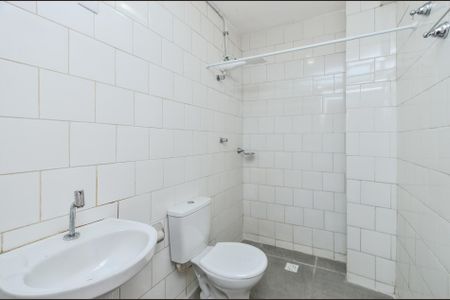 Studio para alugar com 45m², 1 quarto e sem vaga Studio para alugar com 45m², 1 quarto e sem vagaBanheiro