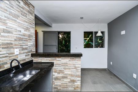 Studio para alugar com 45m², 1 quarto e sem vaga Studio para alugar com 45m², 1 quarto e sem vagaSala/Cozinha