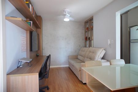 Sala  de apartamento à venda com 2 quartos, 53m² em Partenon, Porto Alegre
