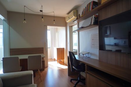 Sala de apartamento à venda com 2 quartos, 53m² em Partenon, Porto Alegre