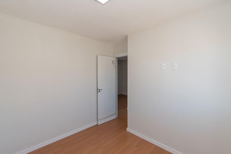 Quarto 2 de apartamento à venda com 2 quartos, 39m² em Parque Orestes Ongaro, Sumaré