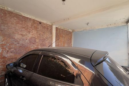 Garagem de casa à venda com 2 quartos, 250m² em Jardim Las Vegas, Guarulhos